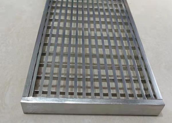 Raspagem de aço inoxidável da espessura industrial da passagem 3.0MM da plataforma