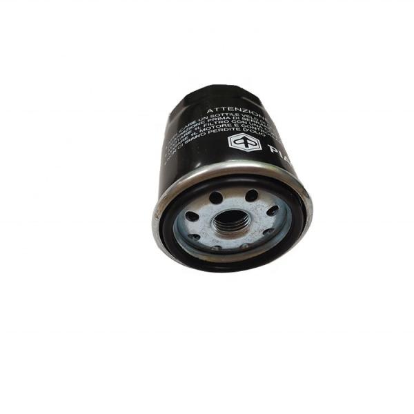 Black Steel Motorcycle Parts for Vespa 3 Wheeler Tuk Tuk Oil Filter Customizable Design