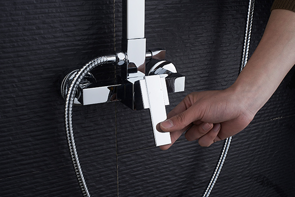 Brass Body Bathroom Shower Hardware , Complete Bathroom Shower Sets ROVATE