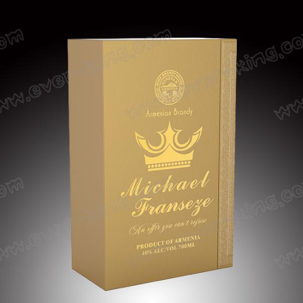 Изготовленным на заказ коробка ящика подарка вина логотипа Matt напечатанная золотом для упаковки вискиа рябиновки