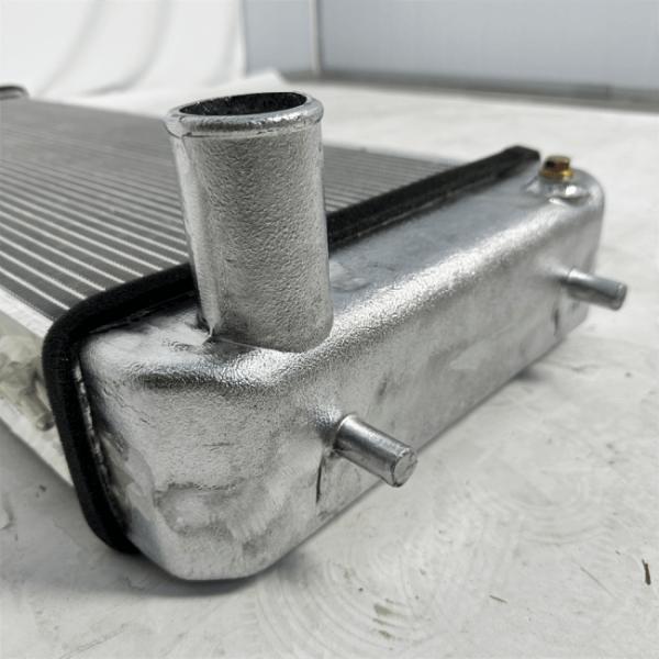 Para Kobelco SK135 Excavadora Piezas YY05P00061S004 Radiador de Aluminio Radiador de Agua para Maquinaria de Construcción