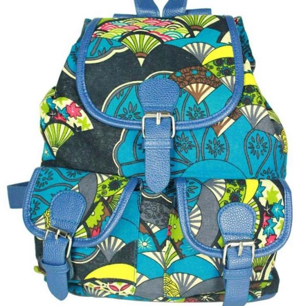 Hot Ladies European and American fashion retro flower casual canvas backpack trumpet