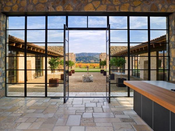 Customizable Steel Windows For Various Architectural Styles