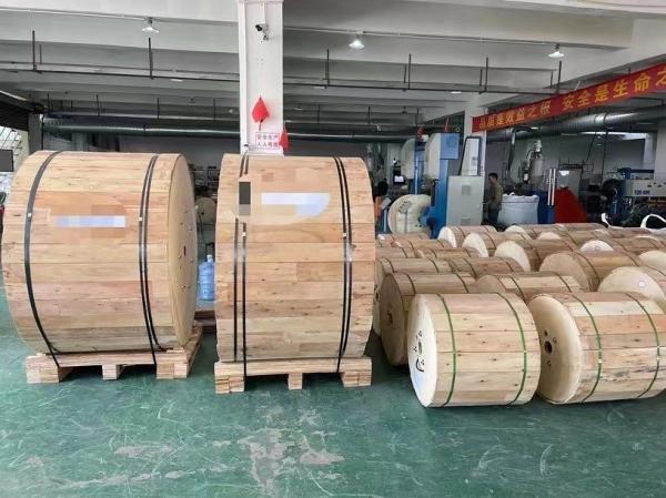 Único cabo de fibra ótica do período 100cm ADSS do revestimento anti - roedor