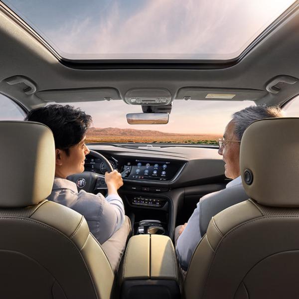 Speed Gas-Powered Buick Envision Luxury SUV 2024 Energy Vehicle with Ample Space and 5-Door 5-Seater Body Structure