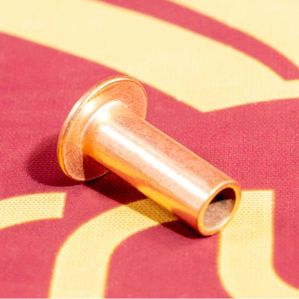 KM0502082 Iron Conical Rivet CARRUCHI 8 * 22 FAW Truck Spare Parts High Speed