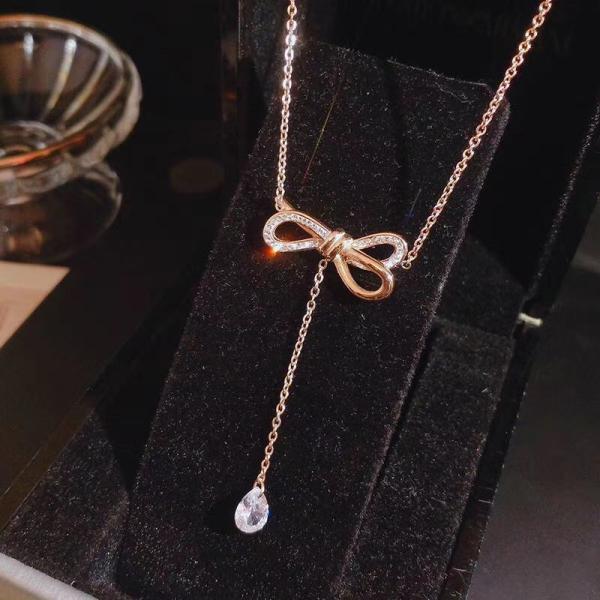 Engraved Gold Name Plate Stainless Steel Womens Necklace