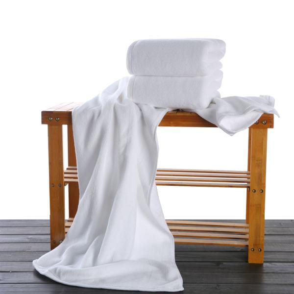 Hotel Towels 70*140cm Striped Pattern Jacquard Microfiber Bath Towel with OEM Logo