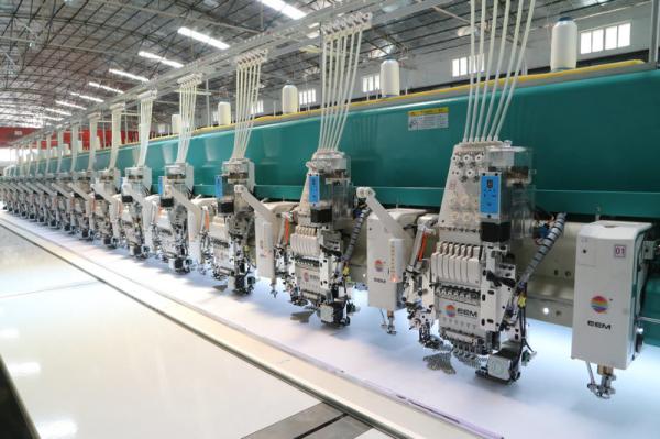 Flat Chenille Commercial Multi Head Embroidery Machine 6 Needles 43 Heads