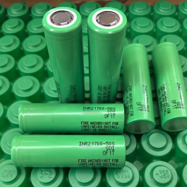 21700 Lithium Battery 3.6V High Capacity 5000mAh Power Cell Rechargeable Flat Top