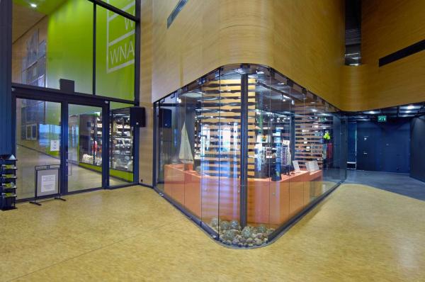 8mm 10mm Spiral Rotating Stairs Balustrades Handrails Clear PVB Sgp Curved Tempered Laminated Glass