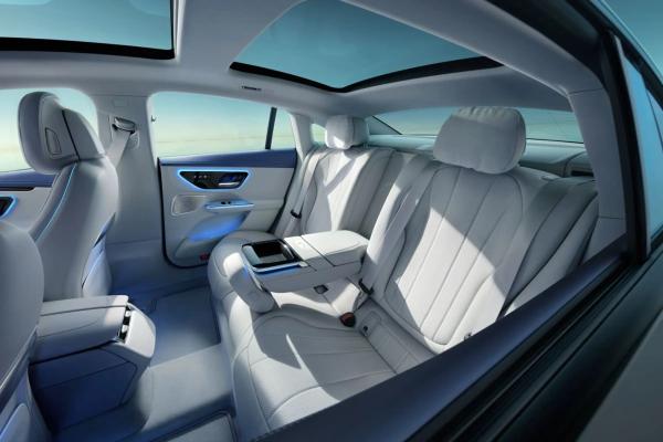 EQE 350 Mercedes Benz Veículo Elétrico 5 lugares Carro Elétrico de Alto Desempenho 180km/h