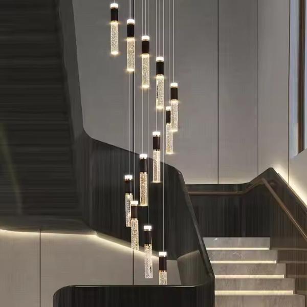 Belle maison en cristal Escalier tournant Pendant Light Moderne Simple Hôtel Salon Duplex Lustreur Led Escalier Light
