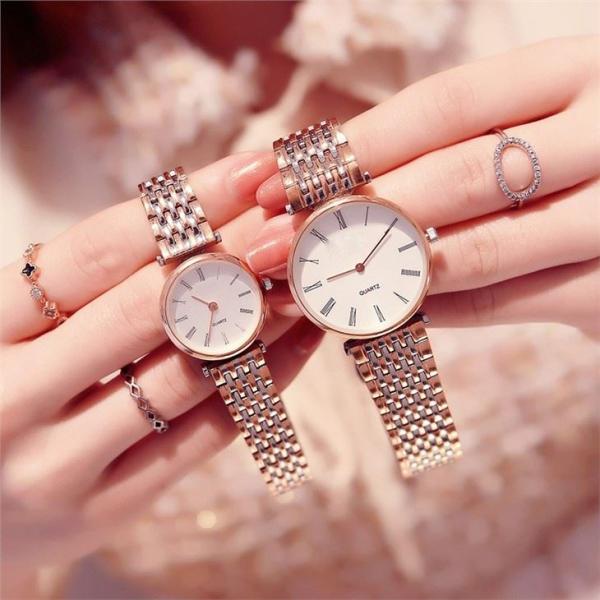 Customised Couple Quartz Watch Chronograph 316l Stainless Steel Bracelet Watch