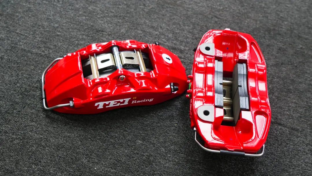 Front Big Brake Kit 4 Piston Caliper With 300x28mm Rotor BBK Auto Brake System For Volkswagen Sagitar 16 Inch Car Rim (Волксваген Сагитар 16 дюймовый автомобильный ремень)