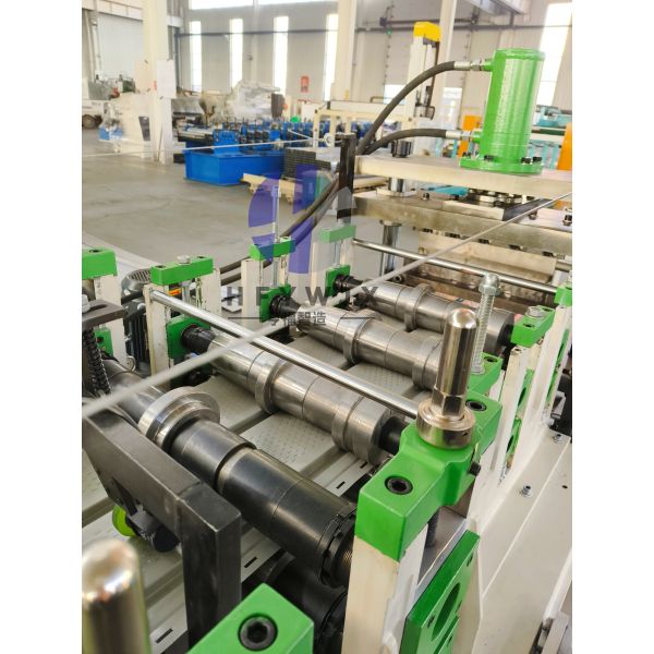 Custom Profile Bending Wall Cladding Roll Forming Machine New 416mm Feed Width
