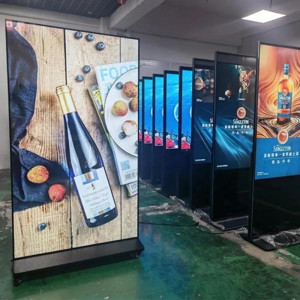 85 75 55 Signage magro interno e exposições da tevê 4k Digitas do Lcd da moldura reduzem ultra o vídeo
