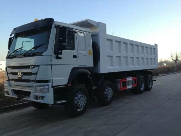 60 Cubic Engine Sinotruk HOWO 6*4 /8*4 Mixer for Mobile Heavy-Duty Construction Vehicle