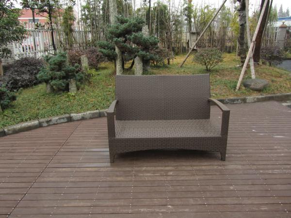  garden rattan sofa         