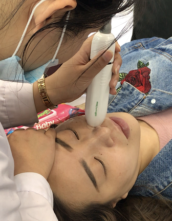 Salon Beauty Hifu Body Slimming Machine , Ultrasound Facial Machine 4MHz Frequency