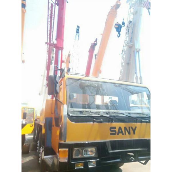 Guindaste de caminhão SANY usado de 55 toneladas com válvula hidráulica original em boas condições de funcionamento