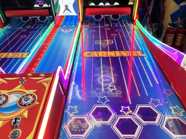 Professional Rolling Ball Arcade Machine Coin Operated Double Players