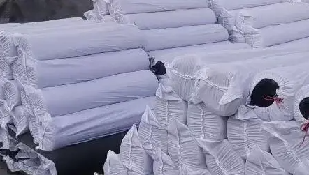 Водонепроницаемый EPDM резиновый кровельный материал для кровельного решения для больничных домов