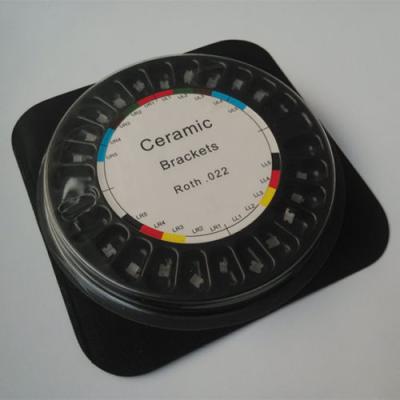 Roth 022 Slot Ceramic Dental Braces 3 4 5 Hooks Type For Orthodontic Treatment