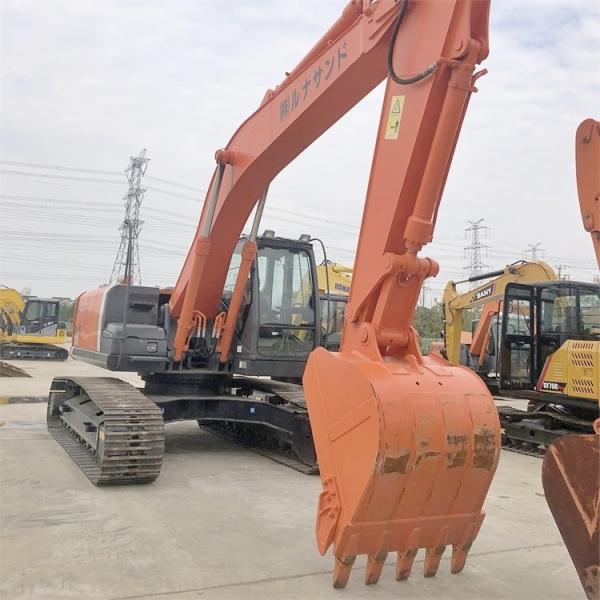 Made in Japan used Hitch ZX240-3 excavator 24 ton with original parts