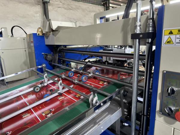 FMZ-1080AN Automatic Film Laminating Machine 80-500Gsm Paper Thickness Film Laminator Machine With 80-100m/min Working Speed And 1060mm Feeding Pile Height