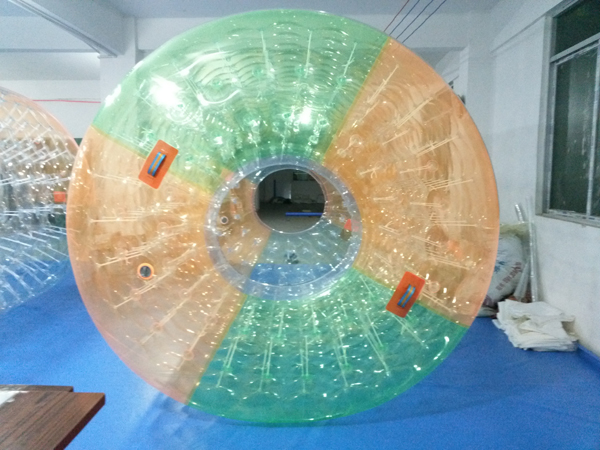 Colorful 0.8mm PVC Inflatable Water Roller Ball For Outdoor Sea Water Park