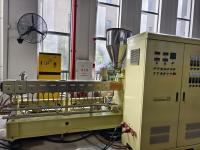 Extrudeuse à double vis co-rotative, machine de fabrication de granulés en plastique CaCO3 Masterbatch