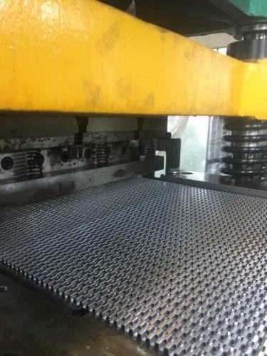 Customized Plate Fin Aluminum Air Cooled Heat Exchanger for on and off highway markets
