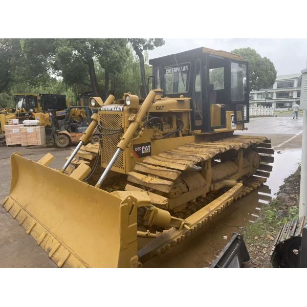 Original Japan Used CAT D6D LGP Bulldozer In Good Condition