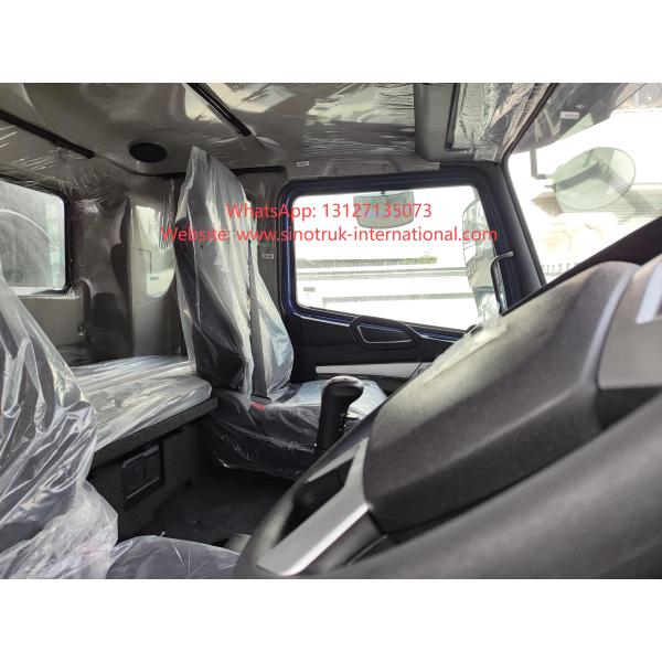 SINOTRUCK HOWO RHD 6×4 с подъемником на 40 тонн 10 колес