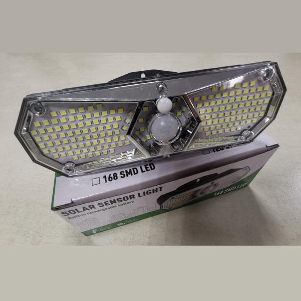 240 Degree Beam Angle LED Solar Powered Garden Lamp for Waterproof Outdoor Lighting
