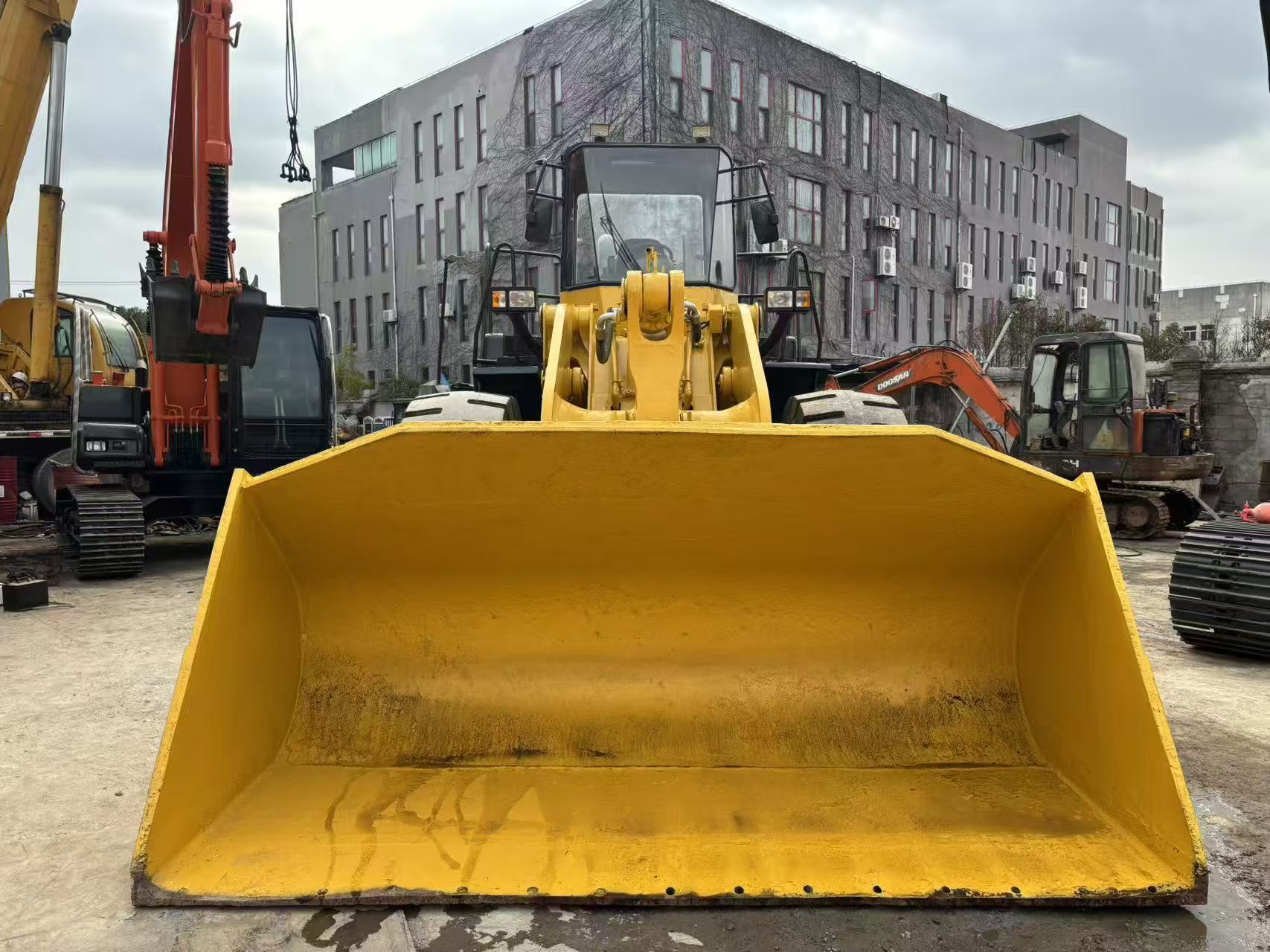Original Japan Used Komatsu WA500-3 Wheel Loader In Excellent Condition
