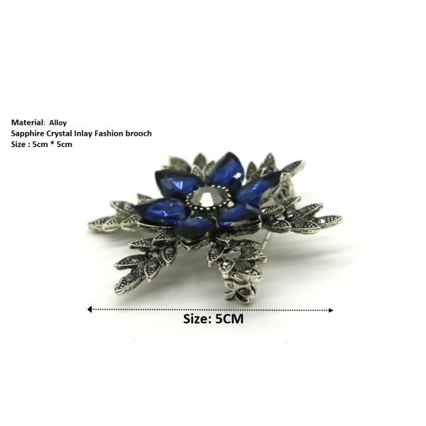 Leaf Shape Fashion Brooch Pin Sapphire Crystal Inlaid OEM ODM