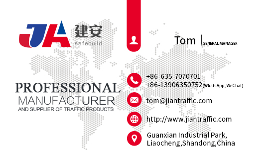 Защита от дорожного движения с помощью рельсового ограждения с горячим оцинкованным покрытием