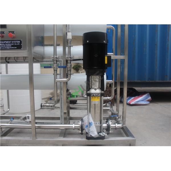 Stainless 304 Reverse Osmosis Water Treatment Machine With Container Automatic Valve