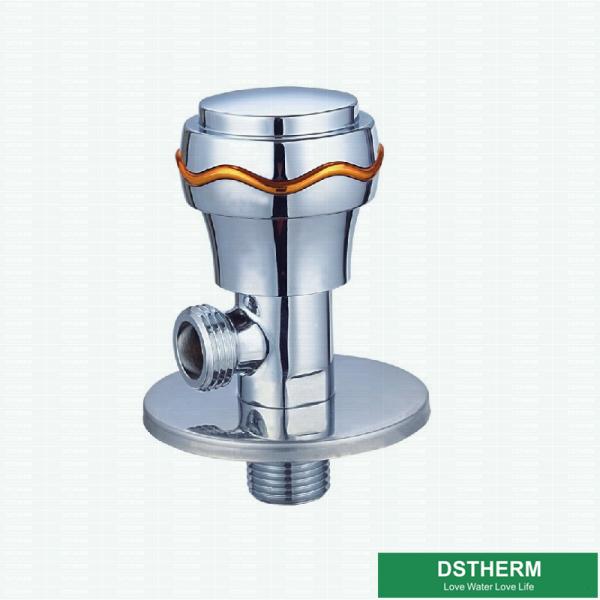 Le rond fixé au mur de l'eau de bassin de cuisine passé au bichromate de potasse par pouce de 1/2 manipulent la valve d'angle en laiton de salle de bains de valve ouverte rapide de coq