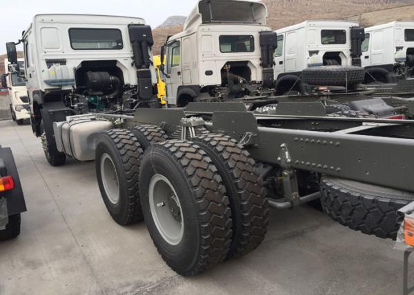 SINOTRUK HOWO Cargo Truck Euro 2 LHD 6X4 336HP HW76 Cabin For Transport