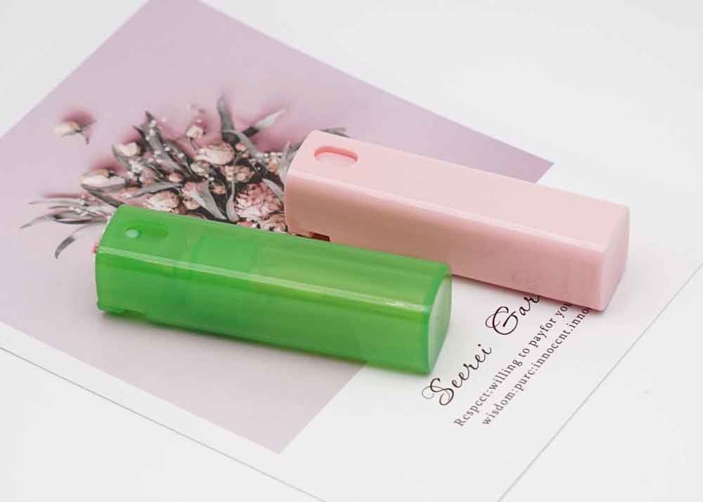 пластмасса Refillable атомизатора любимца бутылки тестера духов 10ml квадратного красочная