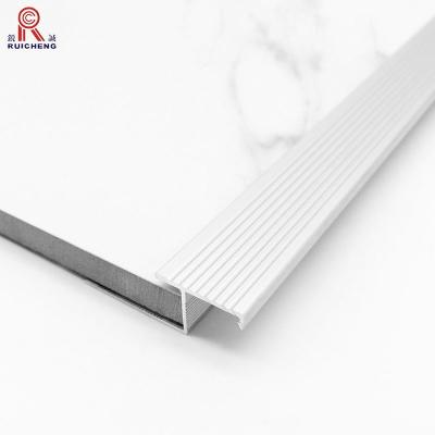 6063 Aluminium Stair Nosing Edge Trim T5 71mm X 10mm Size ASTM