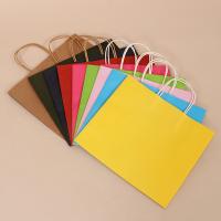 Sac fait sur commande d'emballage de cadeau de Logo Printing Reusable Kraft Paper avec la poignée