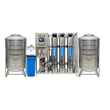 Des machines de dessalement de l'eau de mer à énergie solaire durable, automatisées et écologiques