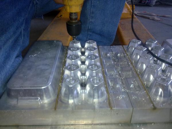 Aluminum  Egg Carton Mold  Paper Plate Use Food Grade Video Technical Support
