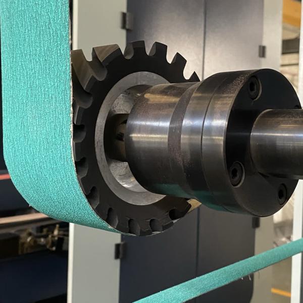 Automated Fast Grinding Robot Grinding Machine In Faucets
