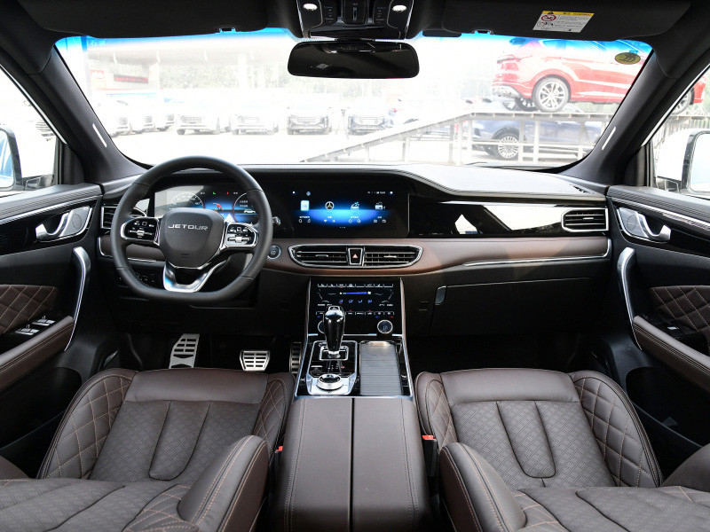 компакт SUV Jetour X95 1.6T DCT 197HP удобный для пассажира 6