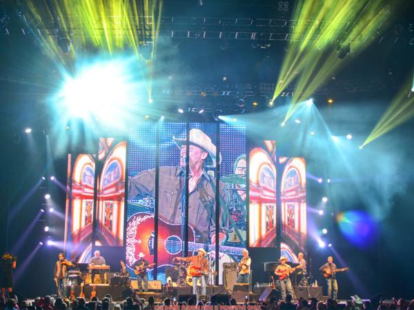 P6.25mm SMD3528 Indoor Rental LED Display Semi-Outdoor LED Screen Display Wall
